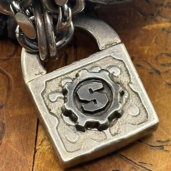 STARLINGEAR .925 Small Skull Logo Padlock Oxidized 2009 RARE 50grams - Picture 4 of 7